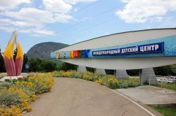 На «Артек» выделено 895 млн рублей На «Артек» выделено 895 млн рублей